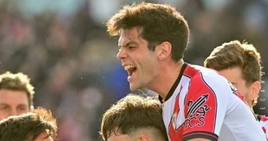 الروخي بلانكوس يخسر بثلاثية مفاجئة في الليجا