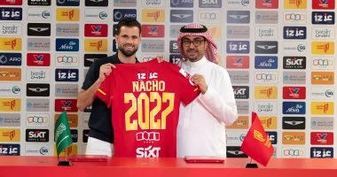 القادسية السعودي يؤمن دفاعه.. ناتشو مستمر حتى 2027