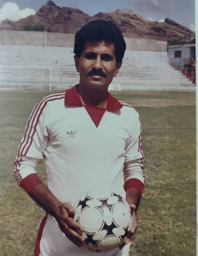 خلب اكلوه لحما" ورموه عظما" ؟!