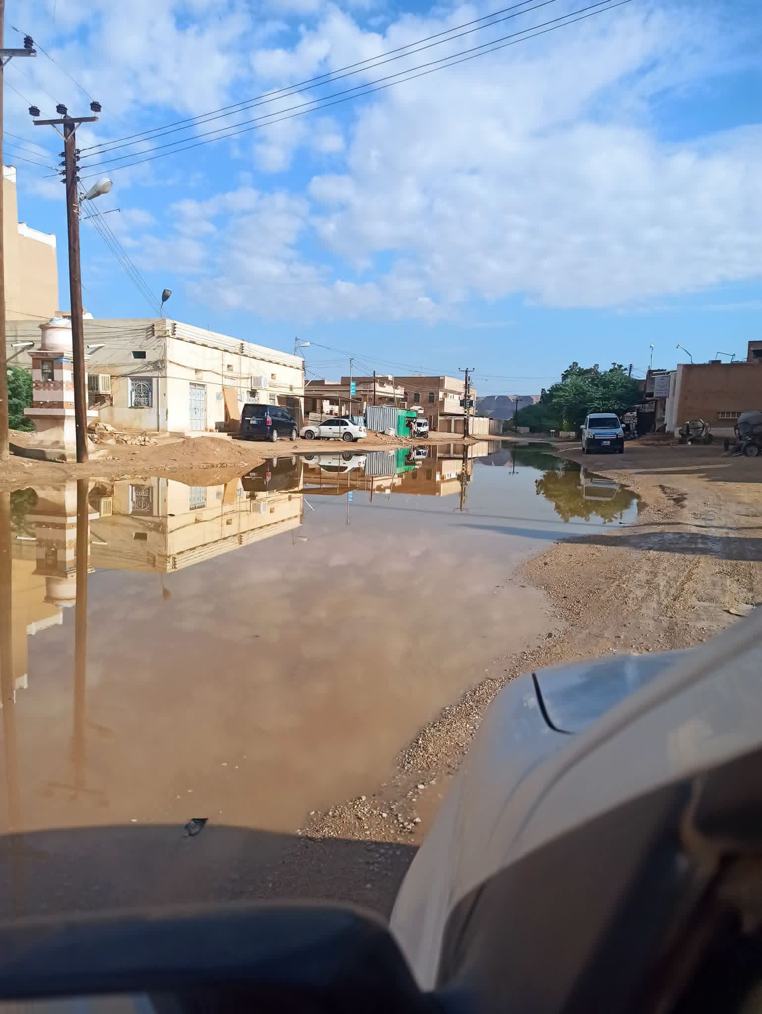 وقفة..شحوح.. طريق يغرق مع أول قطرة مطر