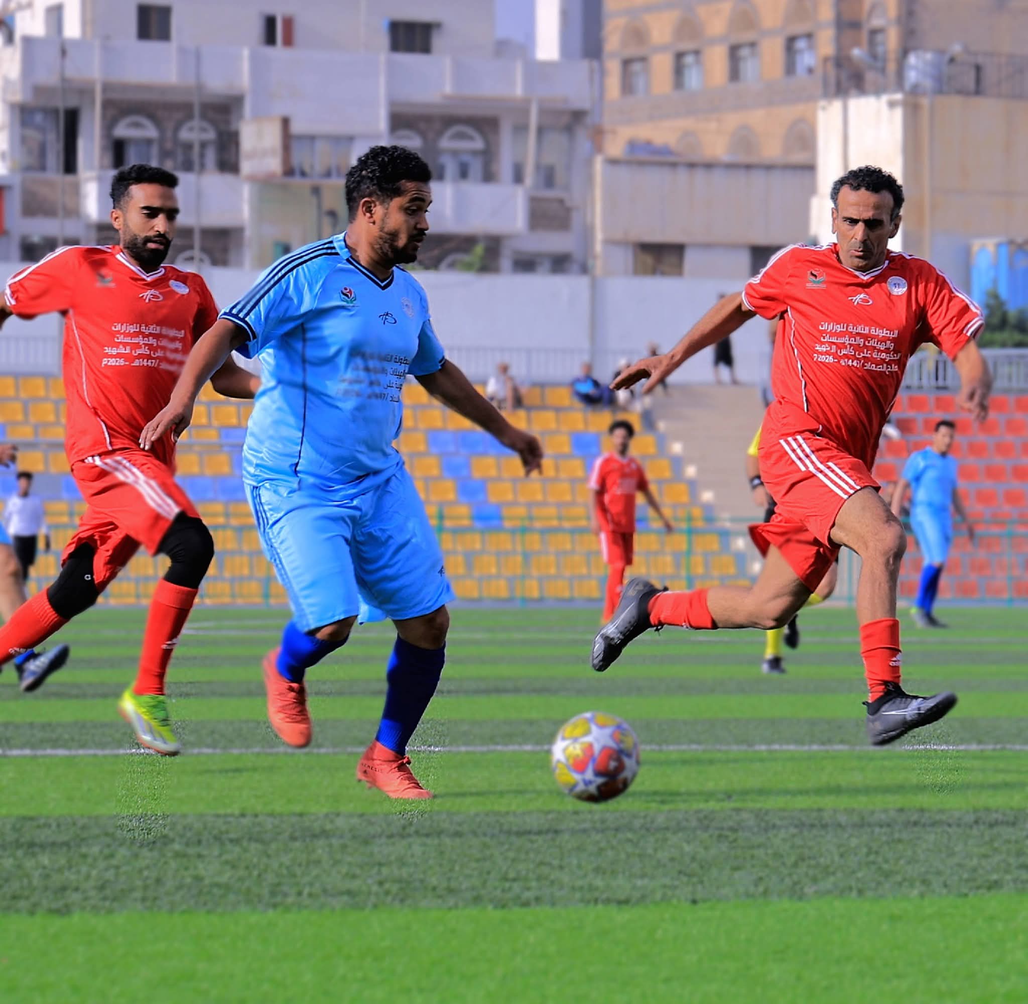 قمة نارية بين الشباب والرياضة وأمانة العاصمة لحسم بطاقة النهائي...