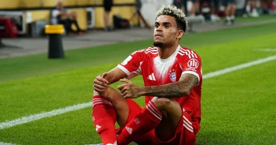 بايرن ميونخ يعلن إصابة لويس دياز بتمزق عضلي أمام أرسنال في دوري الأبطال