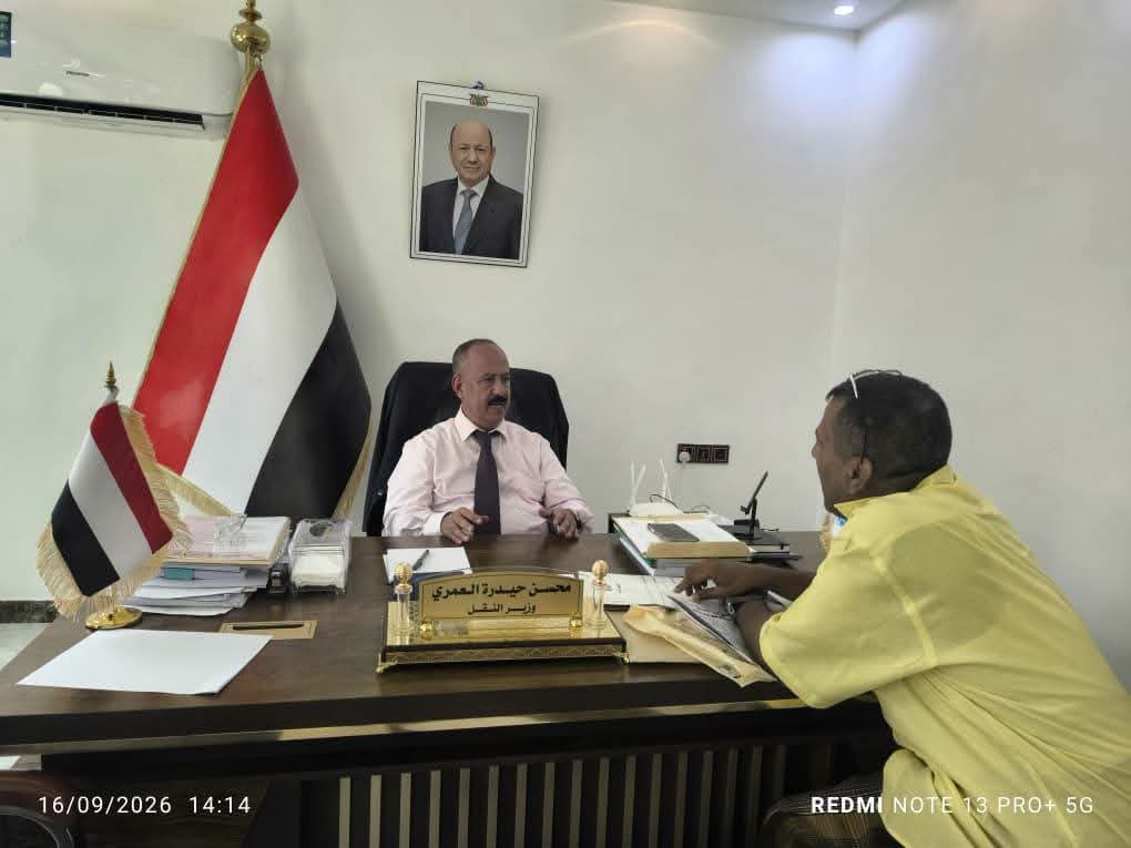 محسن حيدرة.. وزير لا يهدأ ومكتب لا يغلق أبوابه أمام الناس