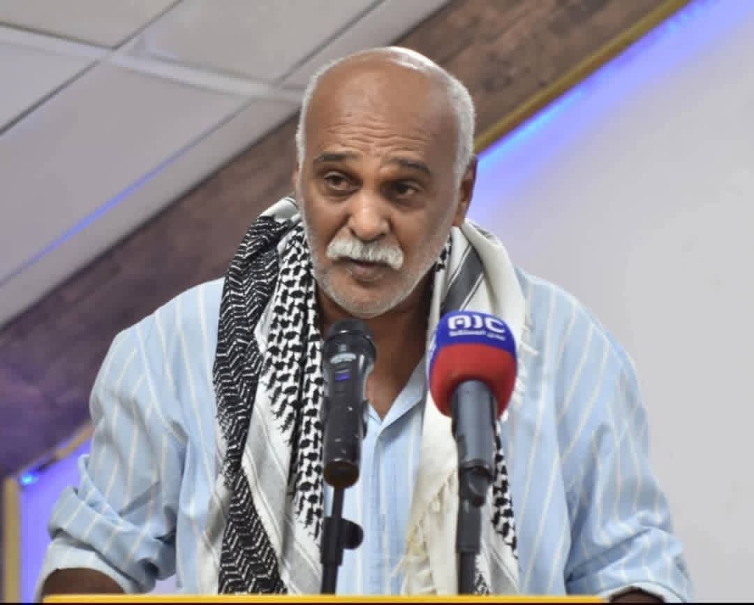 نادي شعب حضرموت ينعي الشخصية التربوية والاجتماعية  العكبري