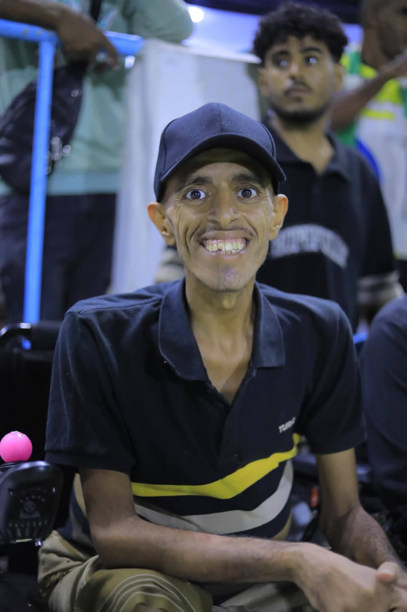 لفتة إنسانية لمريض بالسرطان تسبق نهائي بطولة مجموعة هائل سعيد أنعم لاندية الحديدة