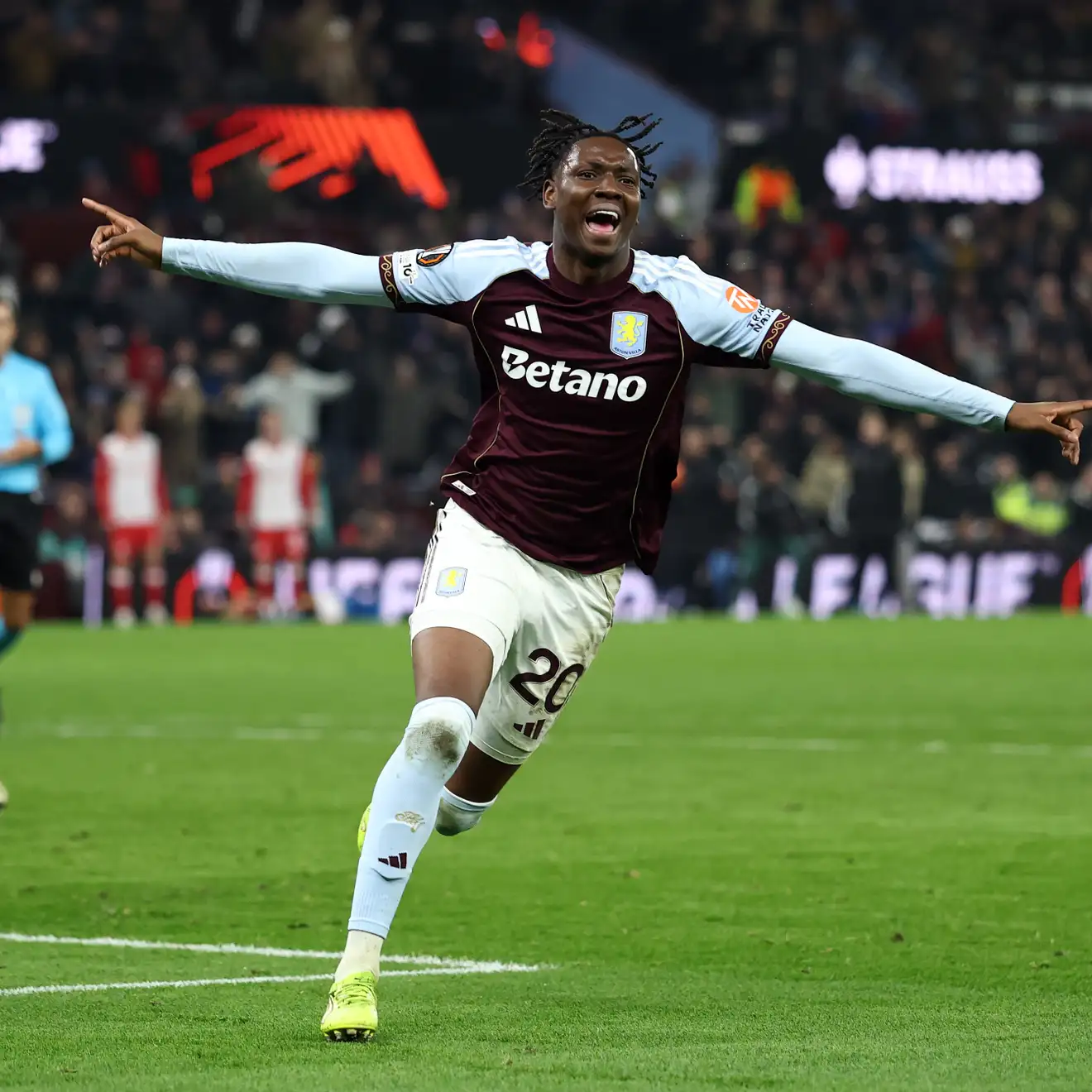 الدوري الأوروبي ...أستون فيلا ينتفض أمام سالزبورج.. وجيرو ينقذ ليل