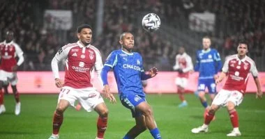 أولمبيك مارسيليا يسقط بثنائية أمام بريست في الدوري الفرنسي