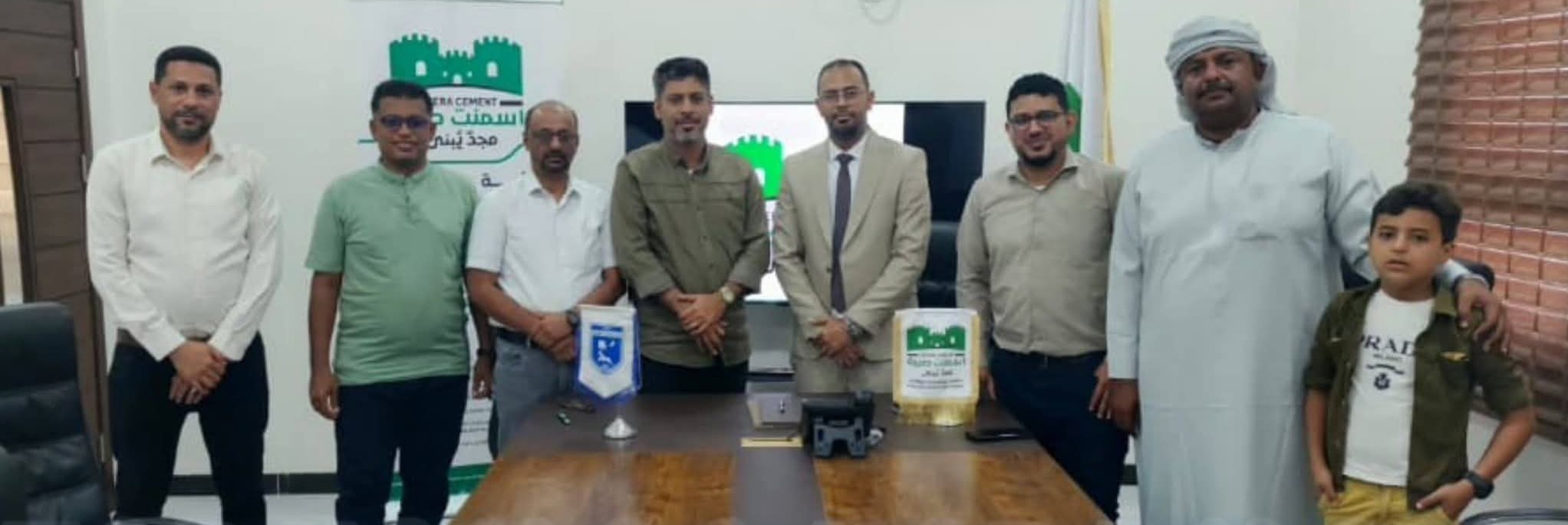 تضامن حضرموت وصيرة للأسمنت يوقعان اتفاقية شراكة استراتيجية لدعم الرياضة والشباب