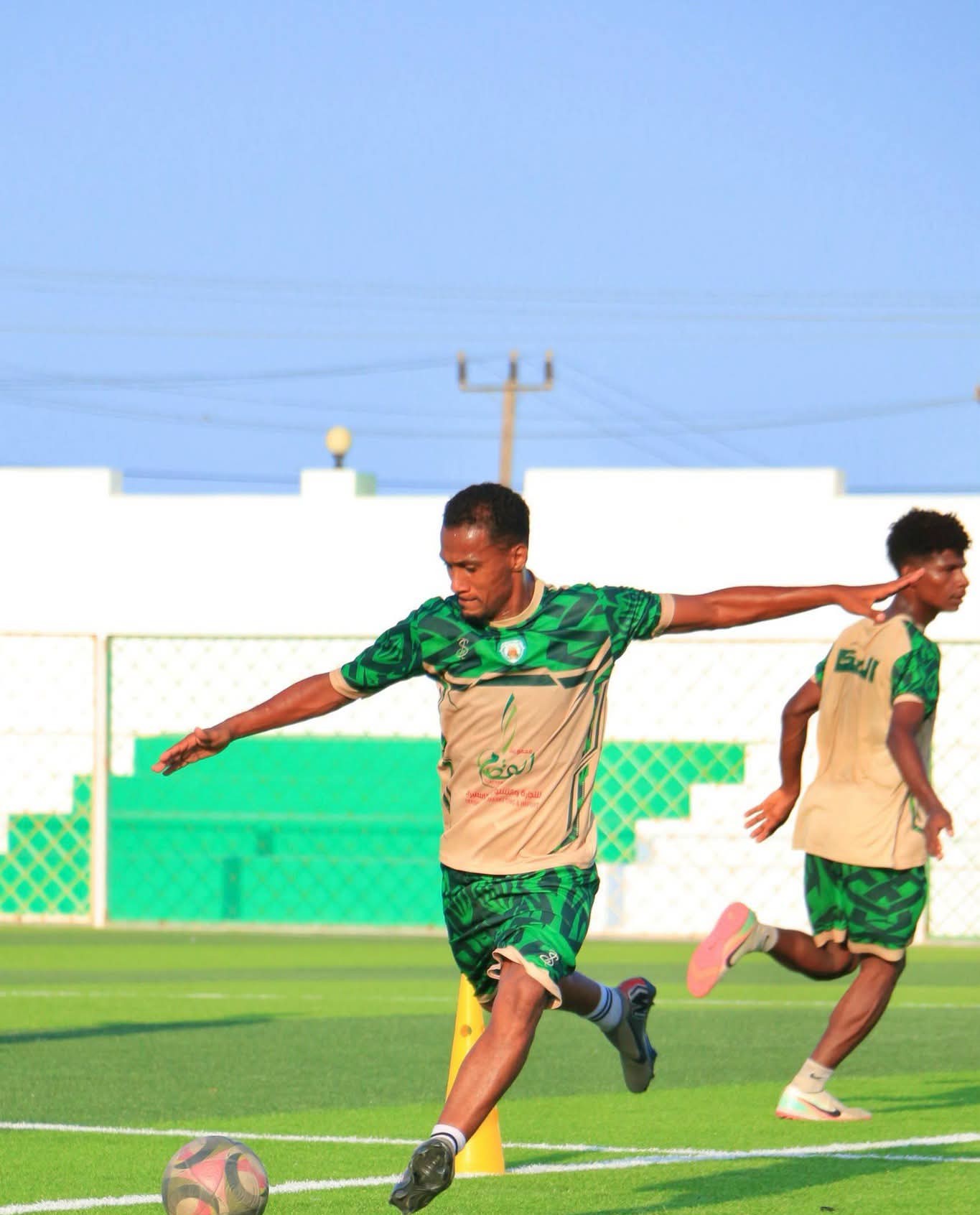 المكلا يكثف تحضيراته لدوري الدرجة الاولى لكرة القدم .