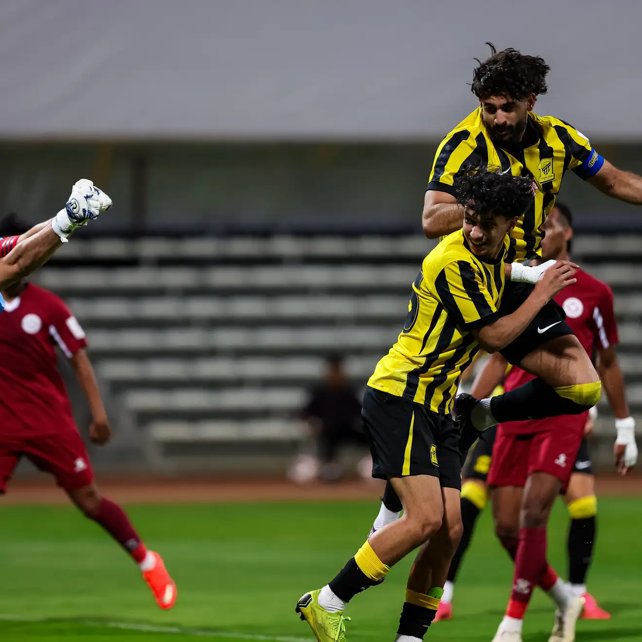 حصاد جولة دوري جوي.. الاتحاد ينفرد بالصدارة وعمار الغامدي يخطف الأضواء