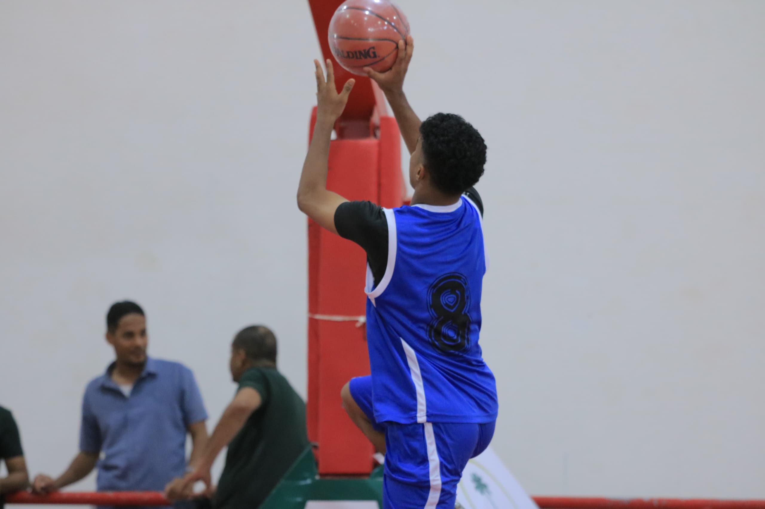 التضامن يضرب بقوة أمام النخبة.. والشعب يؤكد الأفضلية أمام المكلا في بطولة البرنامج السعودي لكرة السلة