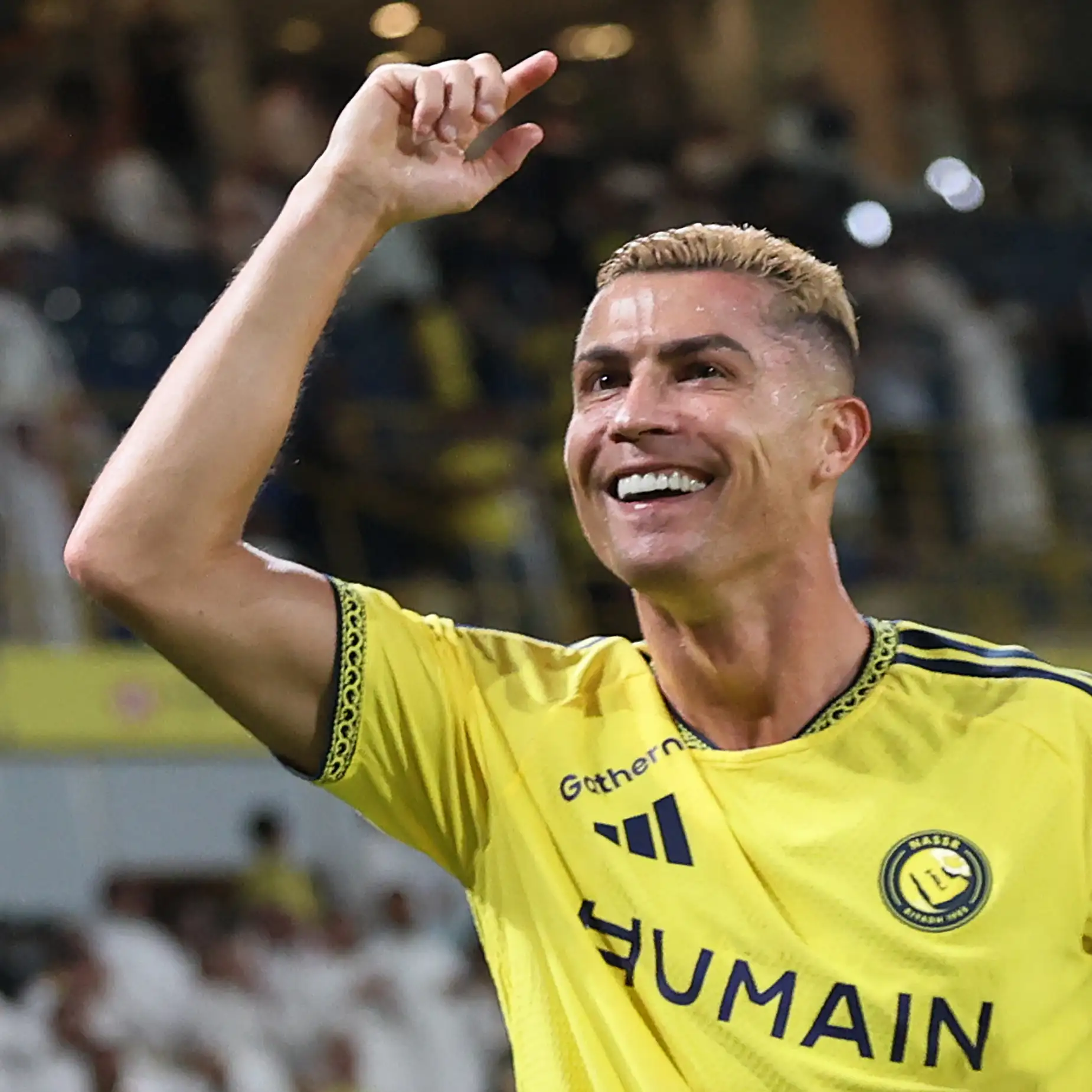 كيف احتفل كريستيانو رونالدو بتتويج المنتخب السعودي؟