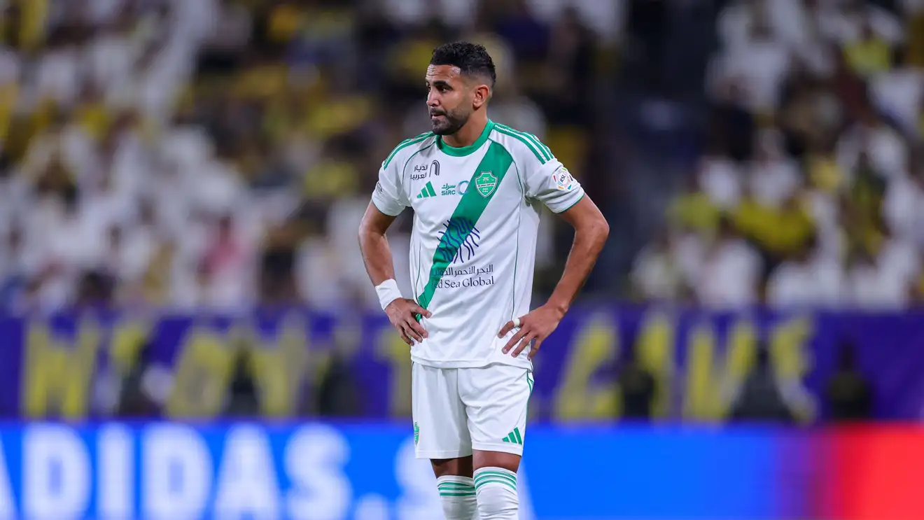 صدمة كبرى.. الأهلي السعودي يصعق رياض محرز بقرار مفاجئ