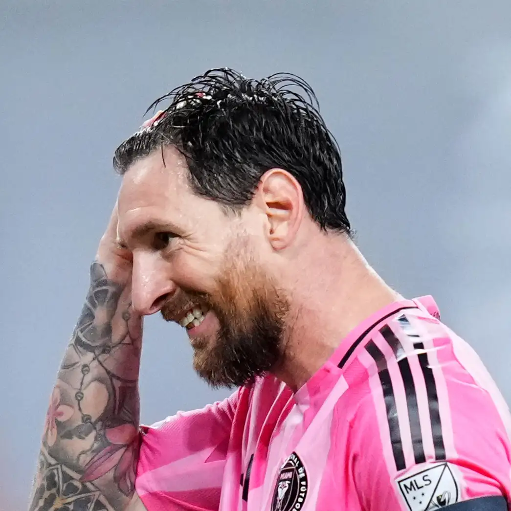 رئيس برشلونة السابق يهاجم ميسي: من يظن نفسه؟ البارسا أكبر منه