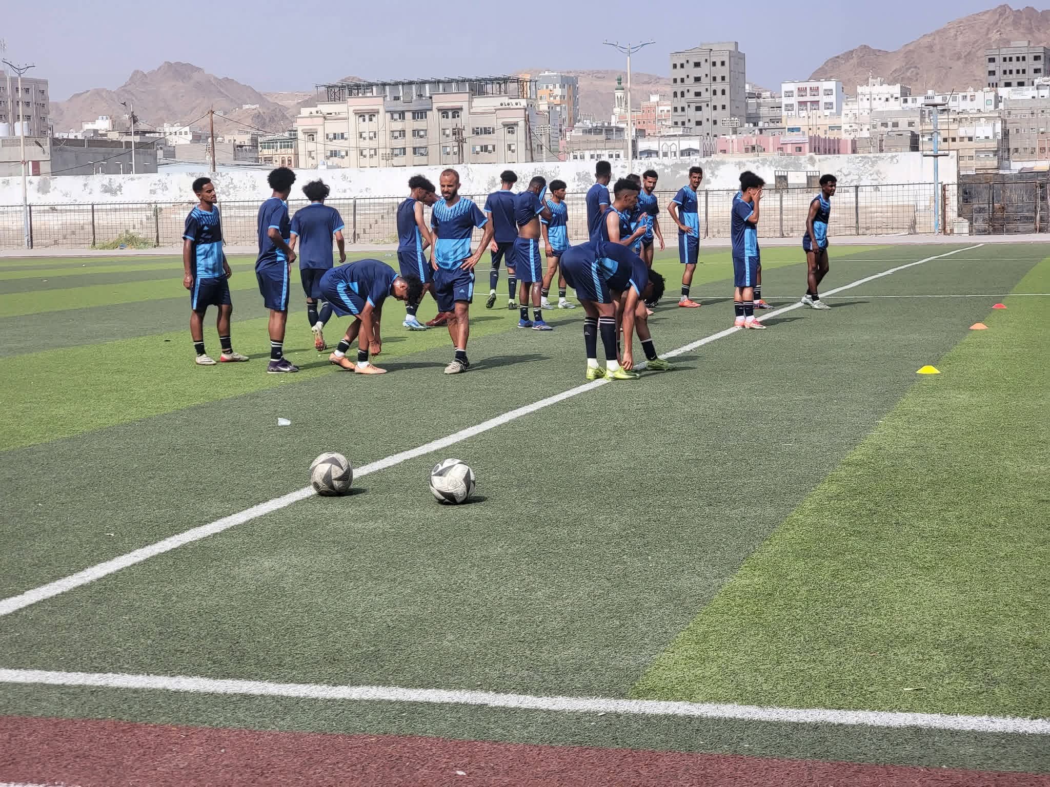 العروبة يواصل تحضيراته لمواجهة شعب حضرموت على ملعب بارادم