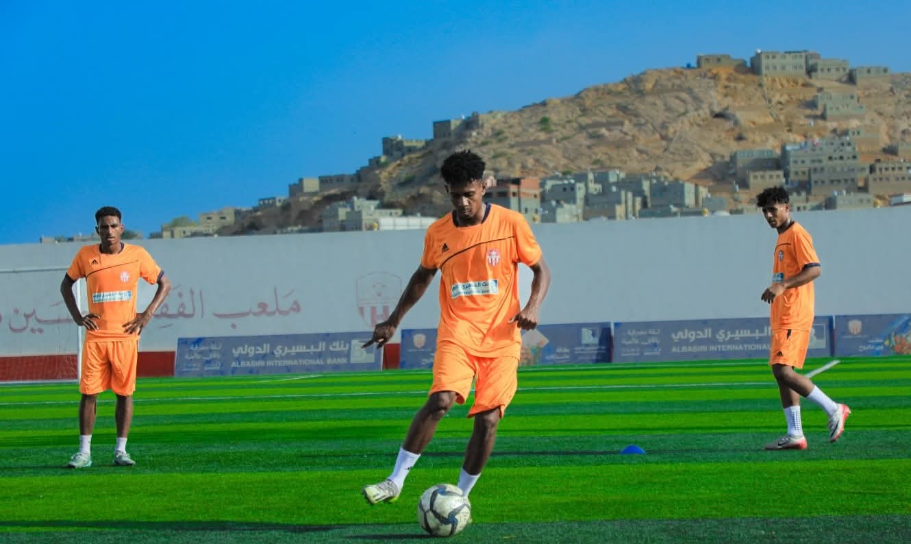 شعب حضرموت يرفع من سقف تحضيراته  استعداداً لمواجهتي الكأس والدوري وبانتظار تحديد المواعيد الجديدة