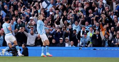 مانشستر سيتي يهدد حلم أرسنال بانتصار صعب في الدوري الإنجليزي.