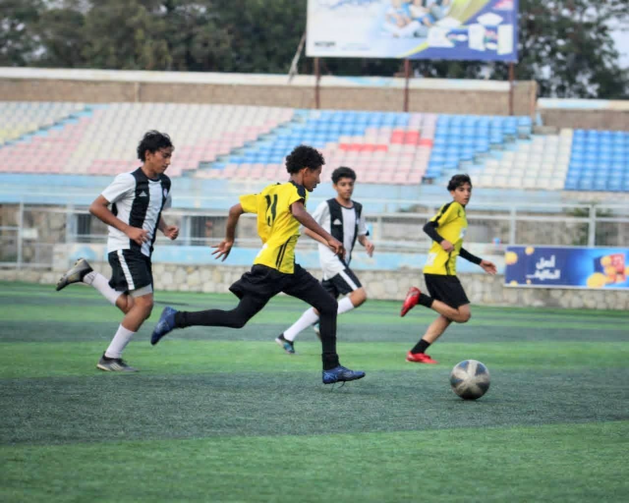 الصقر يقتنص بطولتا الاشبال والناشئين لكرة القدم بتعز والقدسي يؤكد تكريم الأبطال بعد عيد الفطر المبارك ..