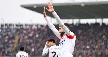 ميلان يهزم كريمونيزي بثنائية متأخرة فى الدوري الإيطالي