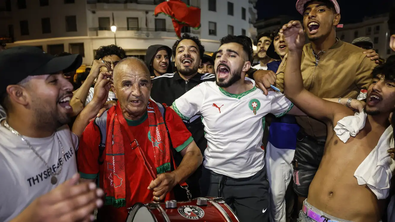 طفل جزائري يوثق تفاصيل فقدانه الوعي تحت أقدام مشجعين مغاربة