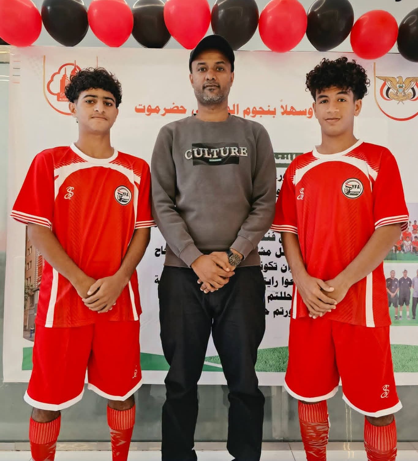 الأمين العام لنادي تضامن حضرموت يزور بعثة منتخب الناشئين بالمكلا