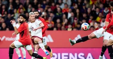 الاتحاد الإسباني يدين هتافات جماهيره العنصرية خلال مواجهة مصر