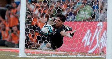 بونو وراء الإبقاء على مدرب حراس المغرب فى الجهاز الجديد