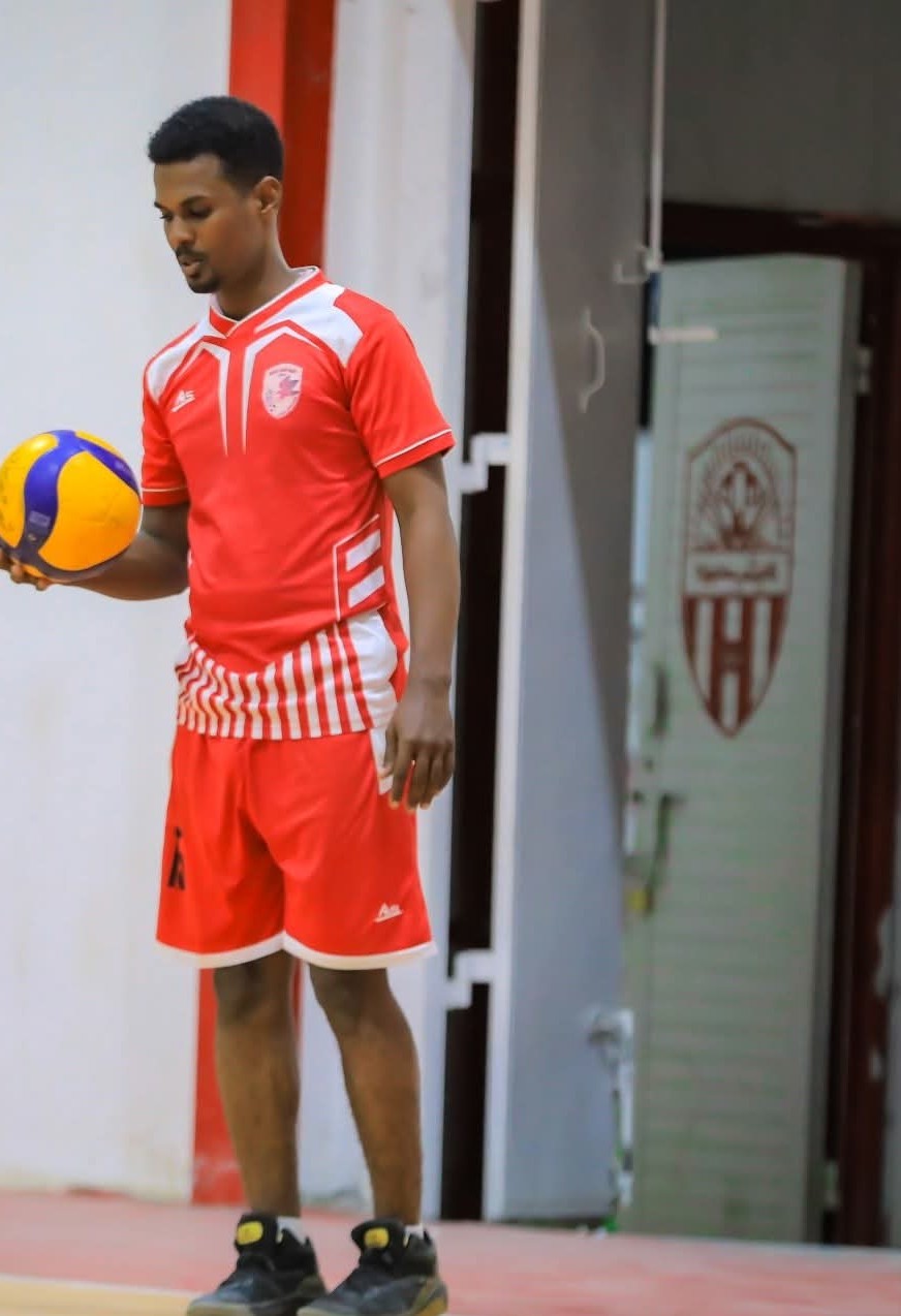 شباب اكتوبر يبلغ نهائي بطولة كرة الطائرة على حساب شباب البادية