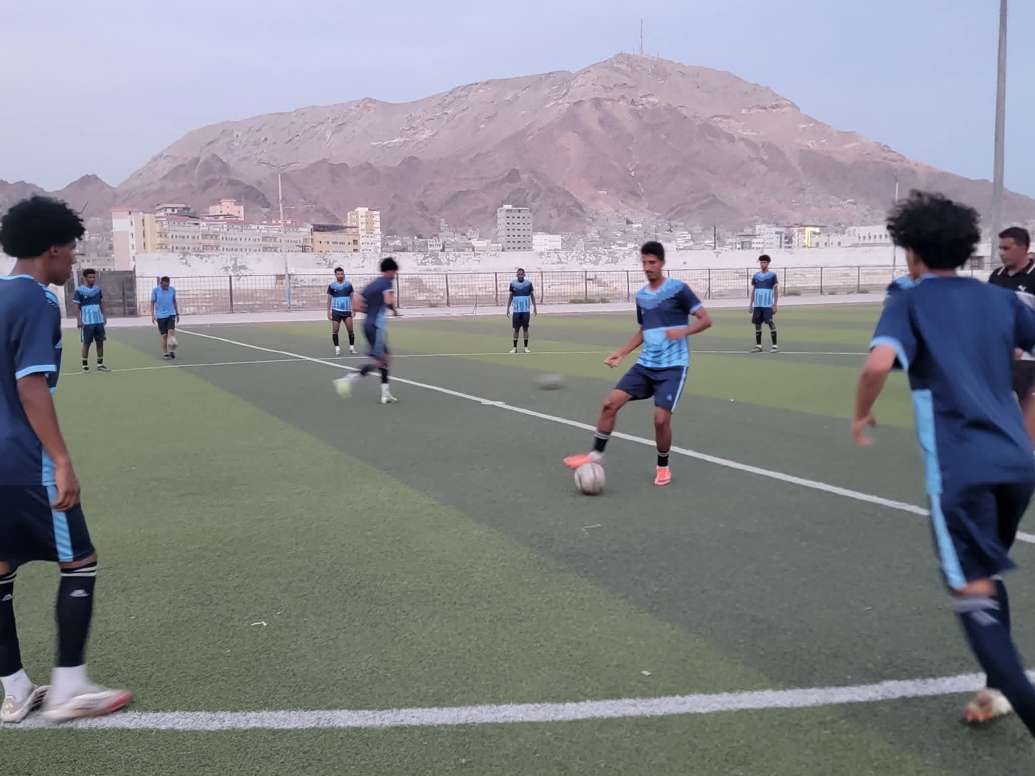 العروبة يختتم تحضيراته لمواجهة المكلا في الجولة الثامنة