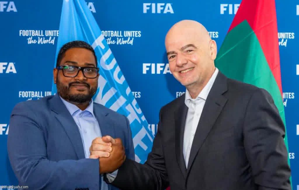 إيقاف الرئيس السابق لاتحاد جزر المالديف لكرة القدم مدى الحياة ؟!