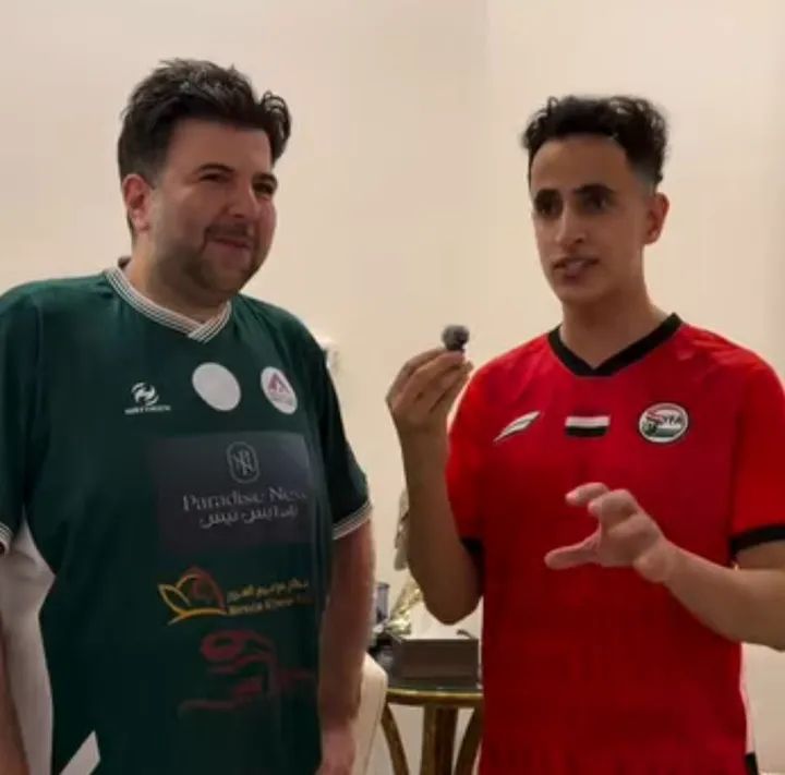 مباراة ترفيهية واستغلال لنجوم كرة القدم ؟!