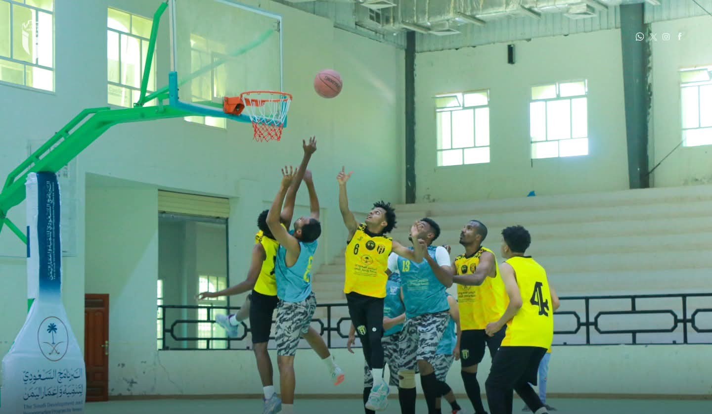سلة اتحاد حضرموت تعبر إلى المربع الذهبي وصيفاً للمجموعة الثانية عقب مواجهة ماراثونية أمام تعاون العقاد