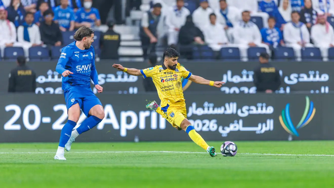الثاني في 40 يومًا.. التعاون يهادي النصر ويُسقط الهلال بتعادل جديد
