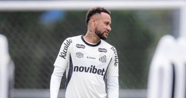 القضاء الإسباني يُبرئ نيمار ومسؤولي برشلونة من تهم الاحتيال