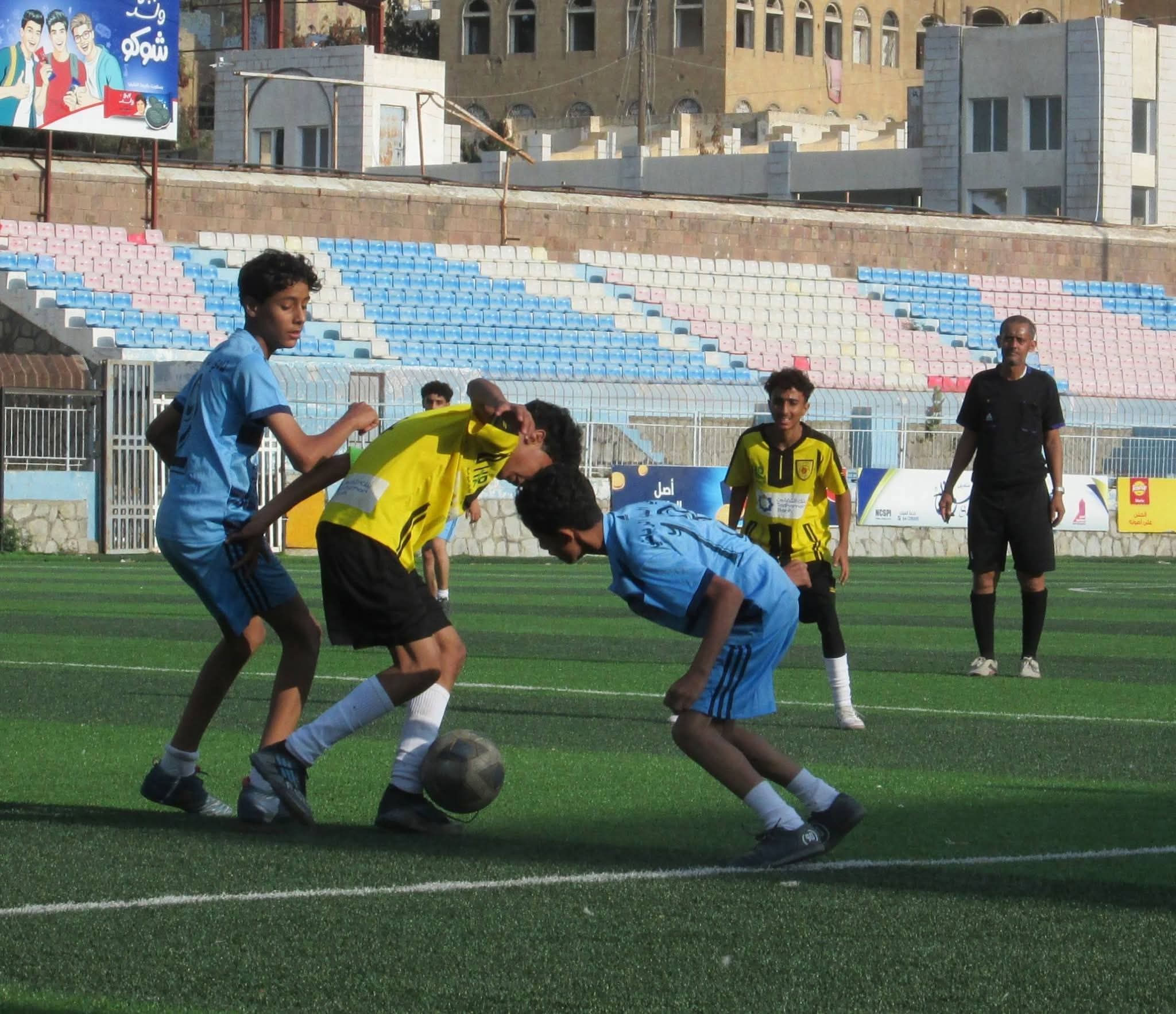 الصقر يفترس السهام في الاشبال والتعادل السلبي يحسم مواجهة الطليعة والصحة في الناشئين  في البطولة الرمضانية الكروية  بتعز