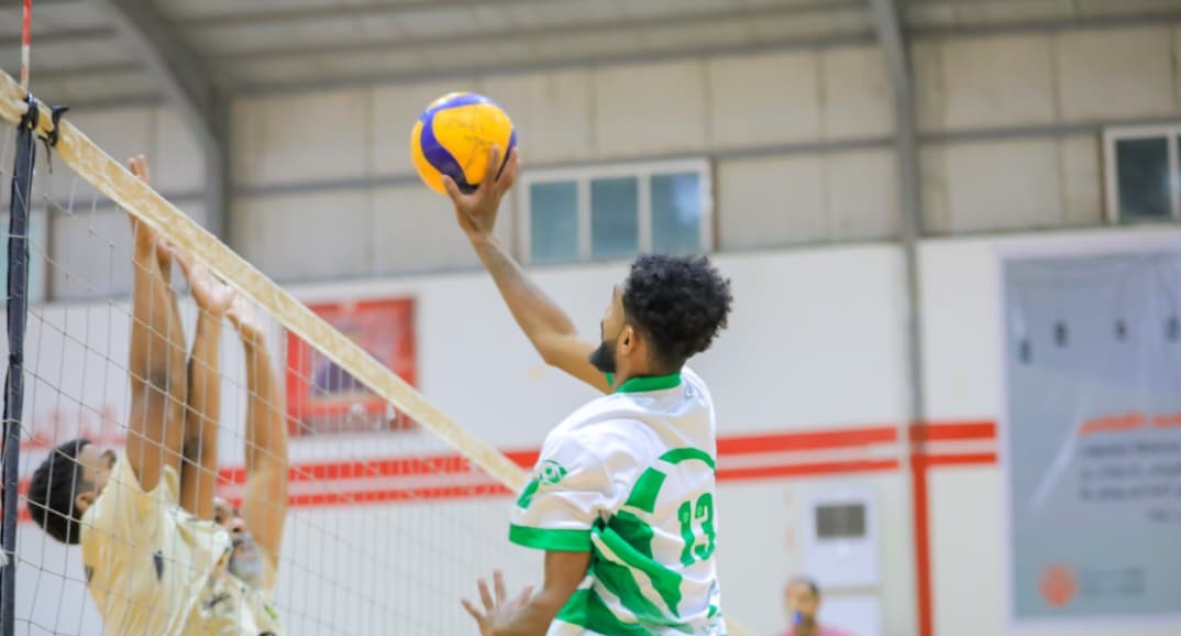 اتفاق الجول يتغلب على شمسان في افتتاحية منافسات كرة الطائرة