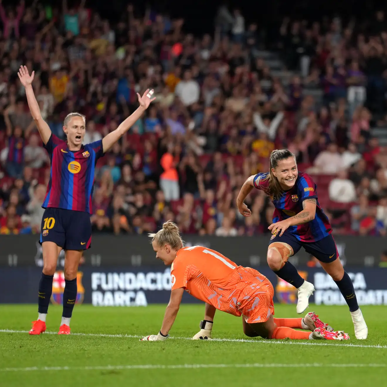 برشلونة يهين الريال بانتصار غير مسبوق في كلاسيكو السيدات