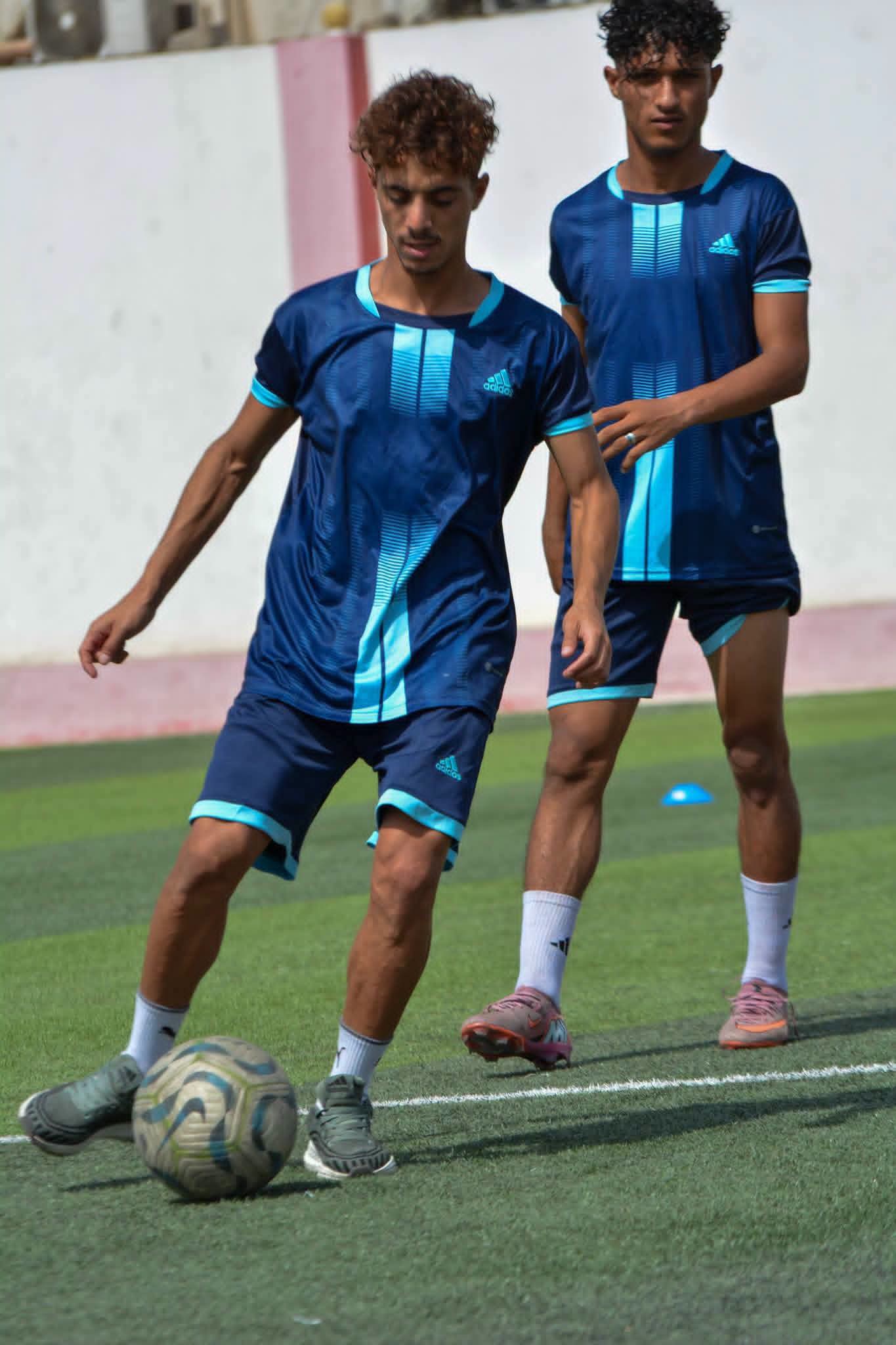 وحدة صنعاء يواجه المكلا في قمة الجولة العاشرة في الدوري العام لكرة القدم