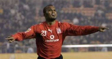 حدث لا ينسى.. رأس فلافيو تحسم أشرس صراع في تاريخ الدوري عام 2009