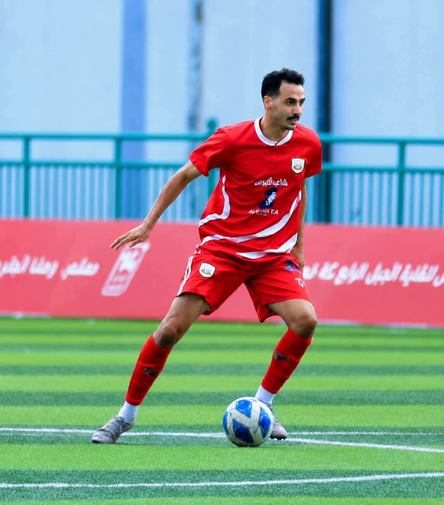 أهلي صنعاء ينهي عقود أربعة من لاعبي الفريق الأول بالتراضي ويشيد بجهودهم