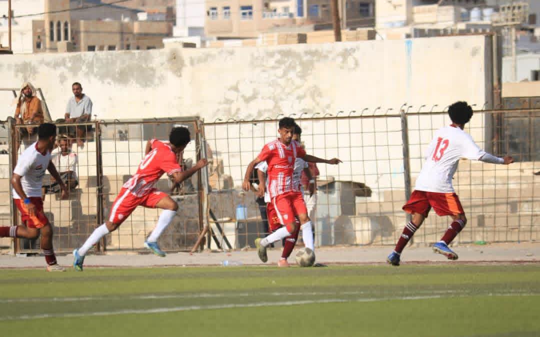 بهدف نجمه عمر الكثيري.. شعب حضرموت يتجاوز العروبة ويحافظ على صدارة الدوري