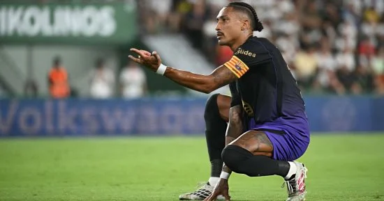 ديكو يفتح النار بسبب استبعاد بيدري ورافينيا من سباق الكرة الذهبية