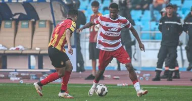 الإفريقي يهزم الترجي ويتوج بلقب الدوري التونسي بعد غياب 11 عاما..