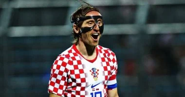 مودريتش يقود كرواتيا للفوز على سلوفينيا 2-1 ودياً قبل كأس العالم
