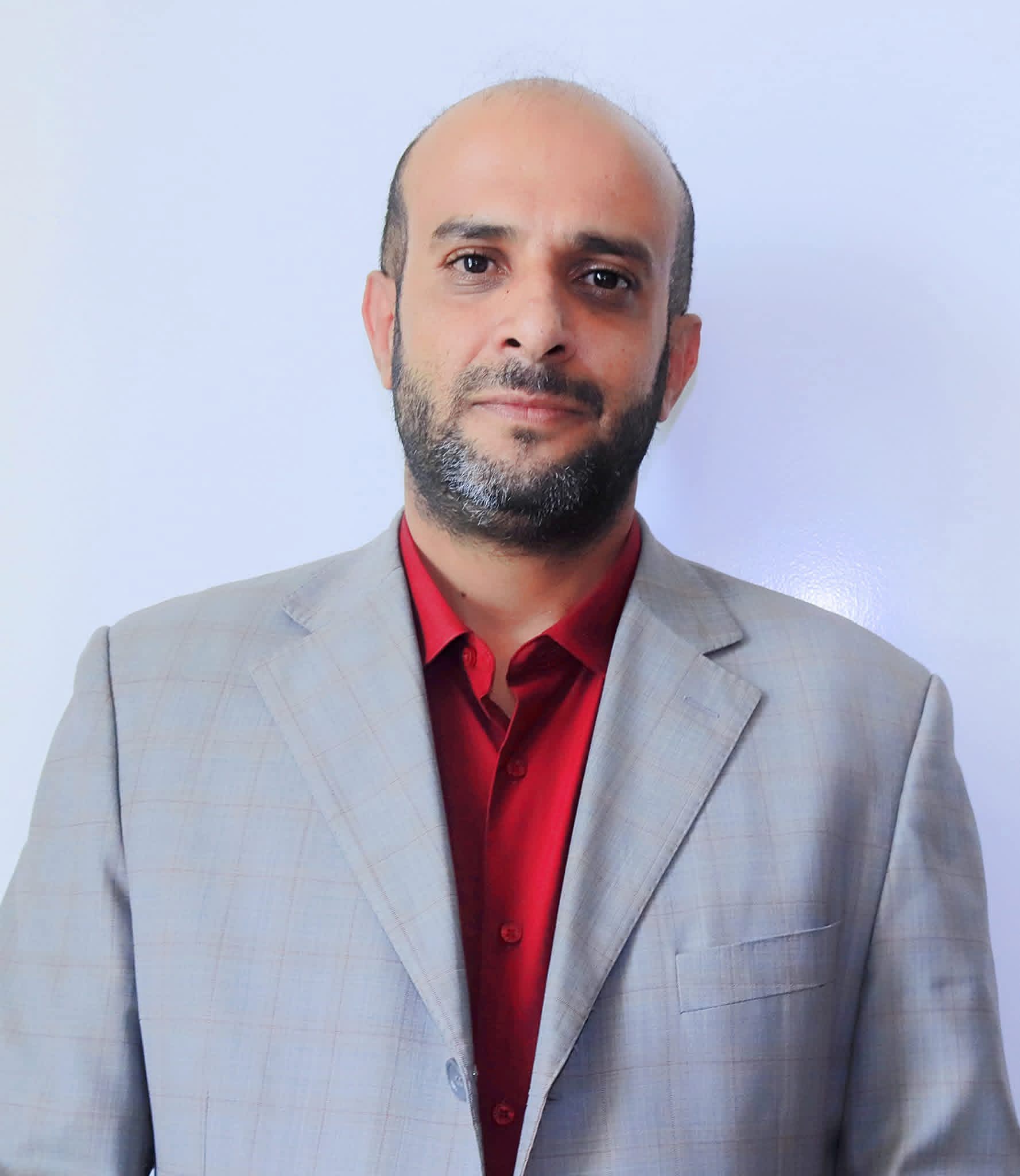 مارأي ابو شوصاء وقيادات صنعاء ...بتواطؤ حمزة صالح ..صعصعة يحاول الالتفاف على اجراءات ادانته  تصفية ٣٠٠ مليون ويسعى لتصفية ٤٠٠ مليون من عهدة المليار .