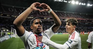 أولمبيك ليون ضد باريس.. أومتيتي ينتقد إندريك بعد التعادل