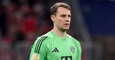 بعد اللقب 35 .. نوير يعادل رقم عظماء أوروبا