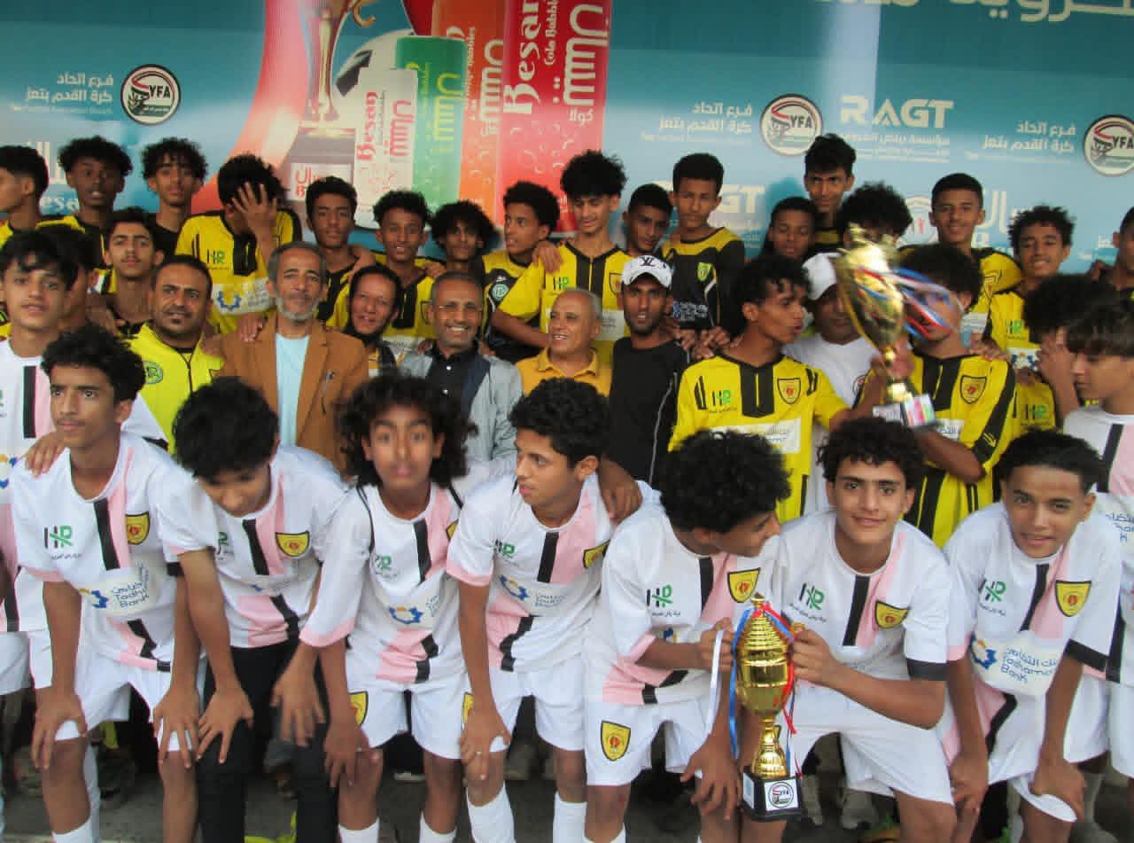 مبروك للصقور