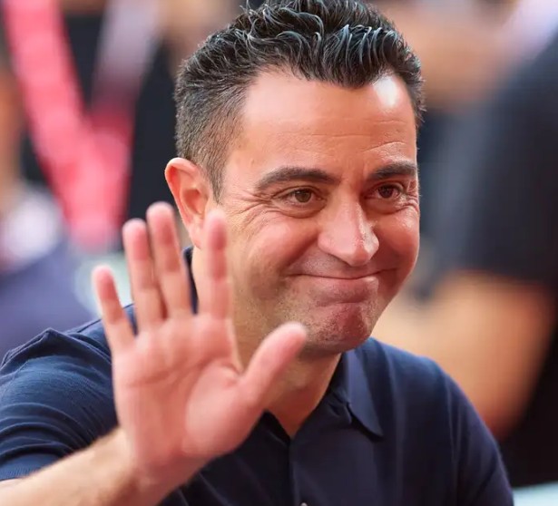 من الكواليس.. طلب تشافي يؤجل رحيل الركراكي عن المغرب