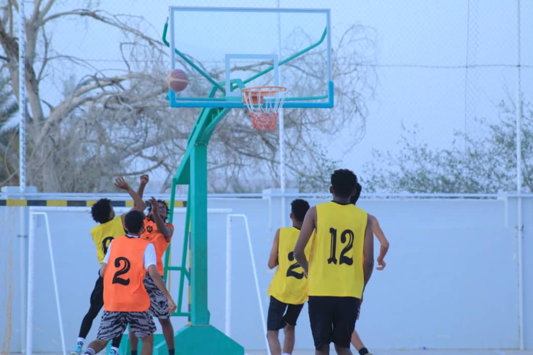 اتحاد حضرموت يعزز صدارته بفوزه على الاتفاق والتعاون يواصل المنافسة في بطولة البرنامج السعودي لكرة السلة